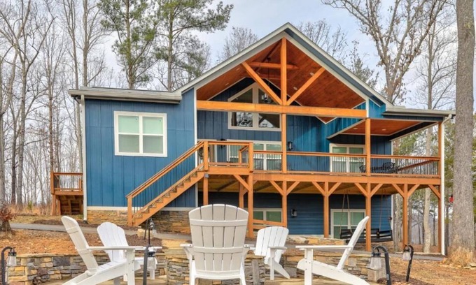 Blairsville House | Mountain Escape - OFF THE GRID "Union County, GA STR License # 021020"