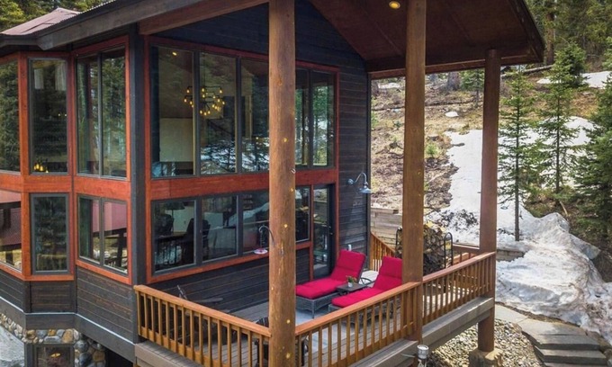 Purgatory Cabin | Mountain Getaway- Hot Tub, Hiking, 5mins to Ski Resort