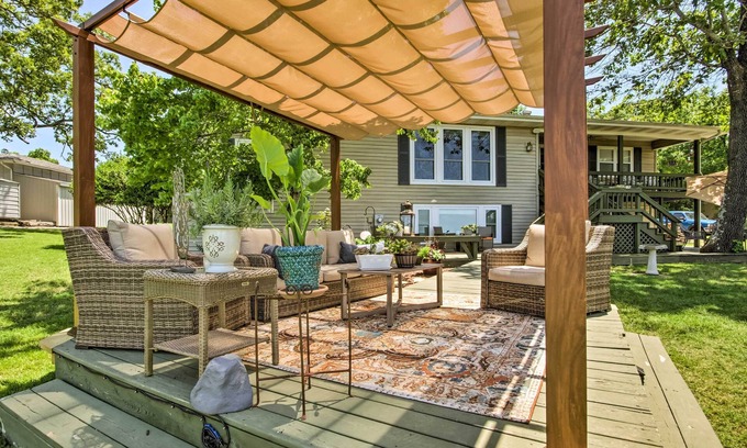 Mountain Home Apartment | Mountain Home w/Fire Pit & Norfork Lake Views!
