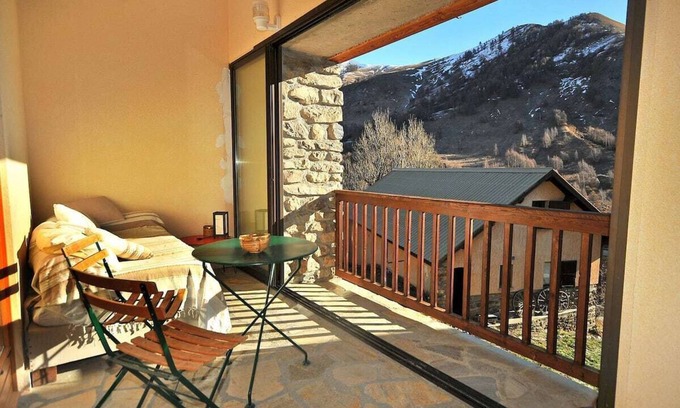 La Grave House | Mountain house, pets welcome with garden, sauna, terrace,