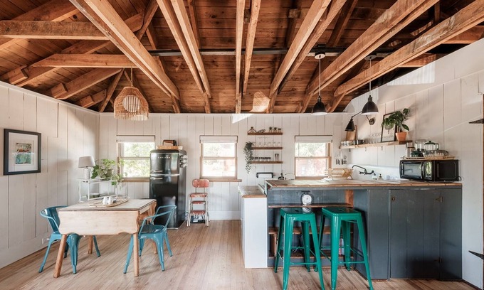 Morganton House | Mountain modern Carriage House downtown Morganton*