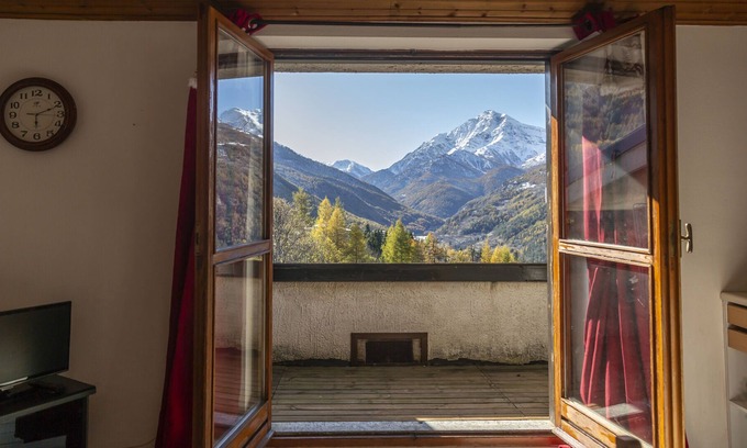 Sauze d'Oulx Apartment | Mountain Paradise Apartment