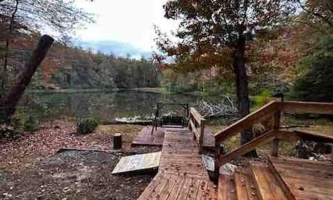 Mountain Rest Cabin | Mountain Rest Cabin Retreat