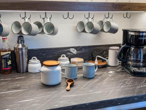 Tahoe Woods Villa | Mountain Retreat near Skiing, HotTub, PetFriendly