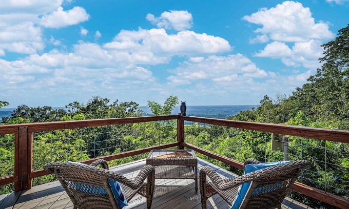 Mentone Apartment | Mountain Retreat! Ruby's Roost House