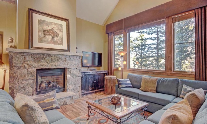 Breckenridge House | Mountain Thunder M300