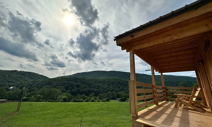 Elkton Cabin | Mountain View Cabin 2 bedroom