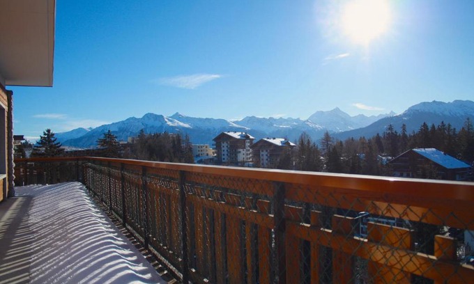 Lens Apartment | Mountain view & Central | Flaminia C