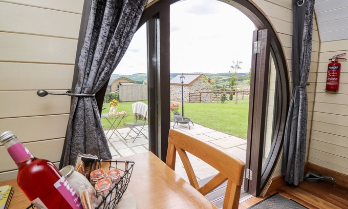 Rhayader Cottage | Mountain View