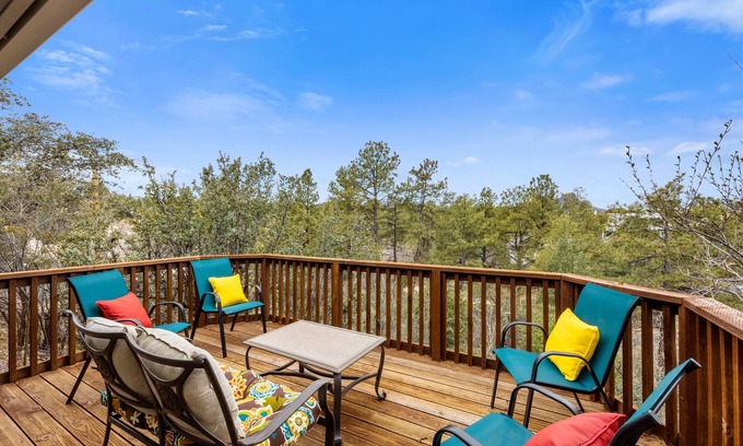 Prescott Cottage | Mountain View Getaway