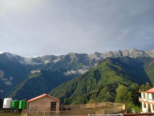 McLeod Ganj Hotel | Mountain view guesthouse
