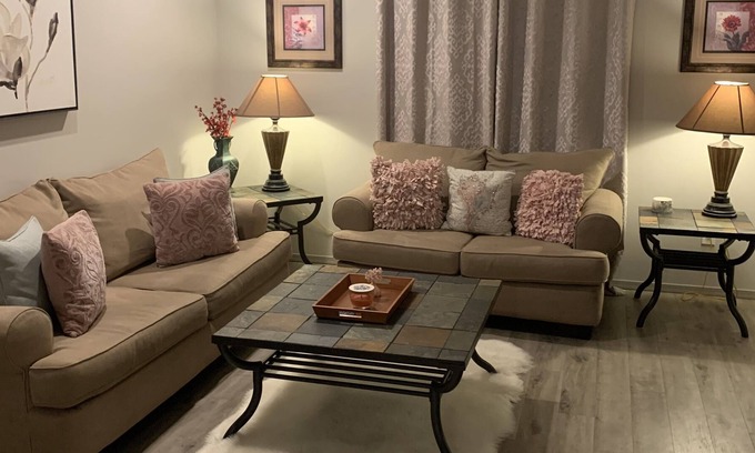 West Old Town Condo | Mountain View Retreat