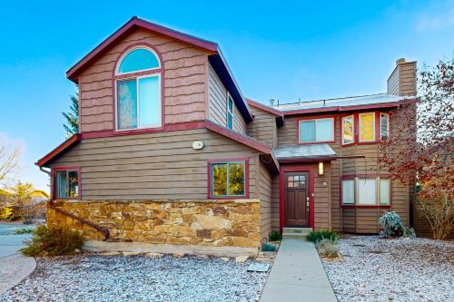 South Snyderville Basin House | Mountain View Retreat - Unit B - Apartment