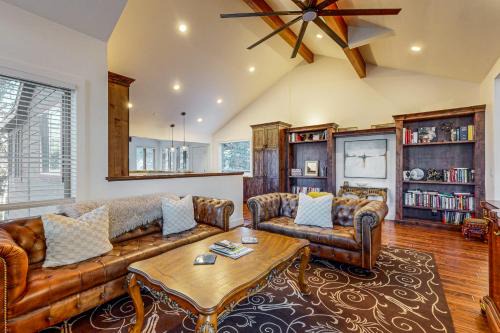 South Snyderville Basin House | Mountain View Retreat - Unit A - Main Home