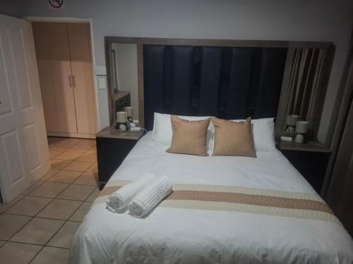 Hartbeespoort Apartment | Mountain View Self-Catering Accommodation