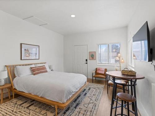 Northeast Colorado Springs Apartment | Mountain Views, Rainfall Shower, Studio Apartment