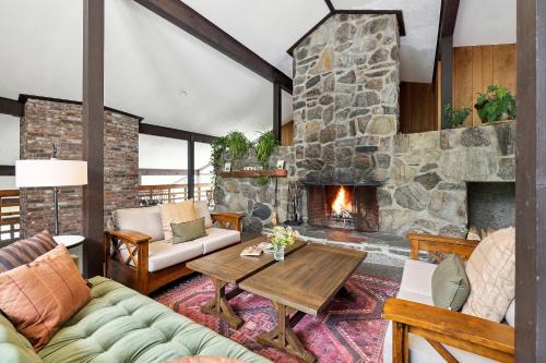 West Dover Cabin | Mountaineer Inn