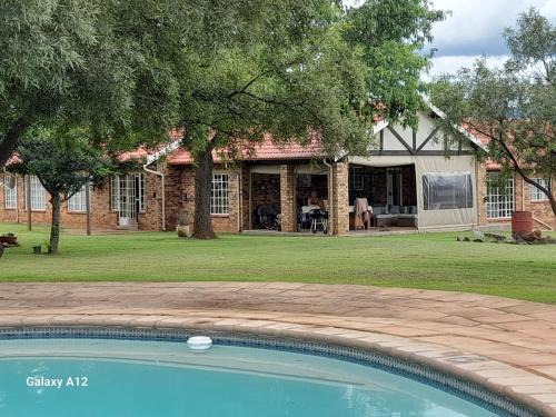 Hekpoort House | Mountains and More