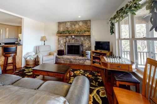 Ludlow House | Mountains View Cabin
