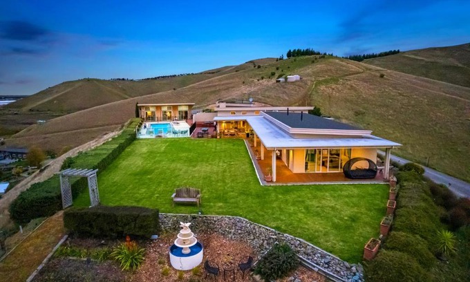 Blenheim Cabin | Mountainview Villa Luxury Lodge