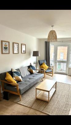 Belfast Apartment | Mountcollyer #3