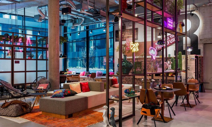 Innenstadt Hotel | Moxy Frankfurt City Center