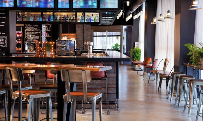 Central Business District Hotel | Moxy New Orleans Downtown French Quarter