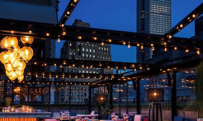 Midtown Hotel | Moxy NYC Times Square