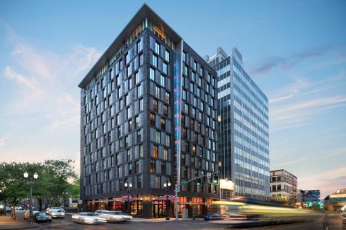 Downtown Portland Hotel | Moxy Portland Downtown
