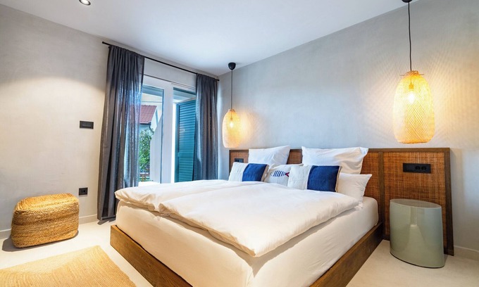 Cove Donja Krusica (Donje selo) Bed & Breakfast | Moya Boutique Sleep - Garden Haven Room 1