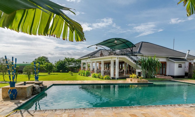 Arusha Hotel | Moyoni Airport Lodge