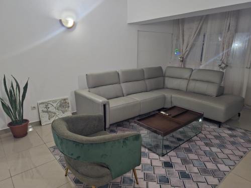 Pointe-Noire Apartment | MP's Residence 202