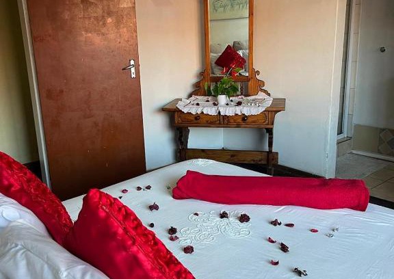 Matjhabeng House | Mrakes Guesthouse