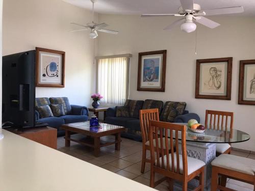 Desarrollo San Pablo Apartment | +MS +Suite Extraordinaria +Alberca +Bernardo Quintana 14C