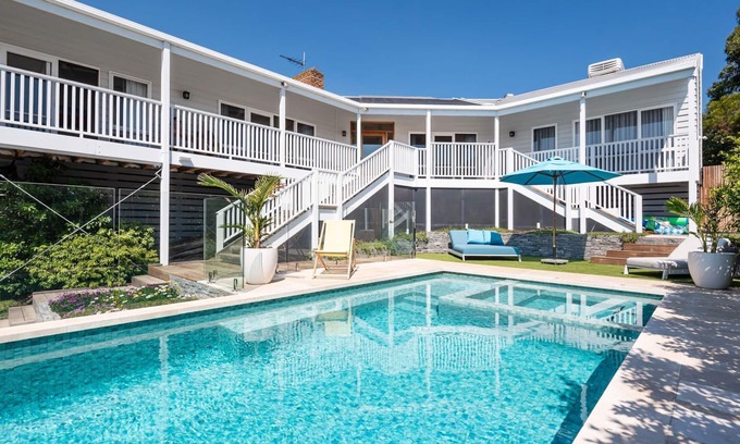 Mornington Peninsula House | Mt Martha Coastal Retreat | Heated Pool & Water Views