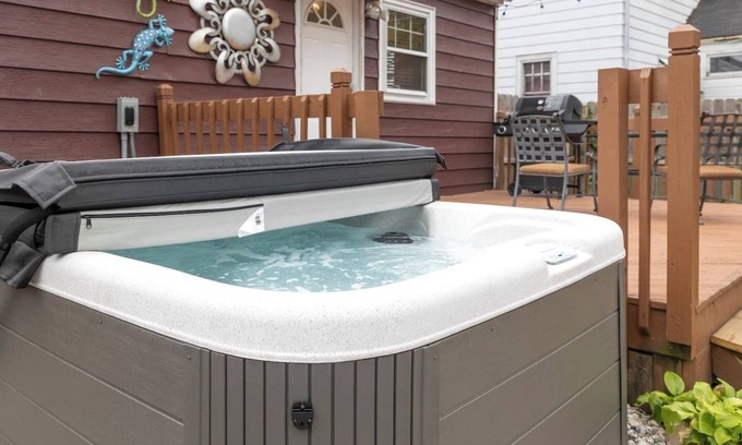 Michigan City House | MTM Premier, YEAR-ROUND Hot Tub, fence