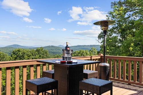 Morganton House | Mtn View and Game Room in Morganton Spacious Cabin!