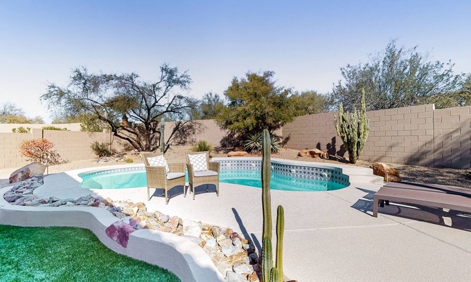 McDowell Mountain Ranch House | Mtn-view home w/private pool & access to heated pool, hot tub, gym, pickleball