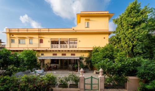 Adarsh Nagar Bed & Breakfast | Mukam at Kanak Vilas, Jaipur
