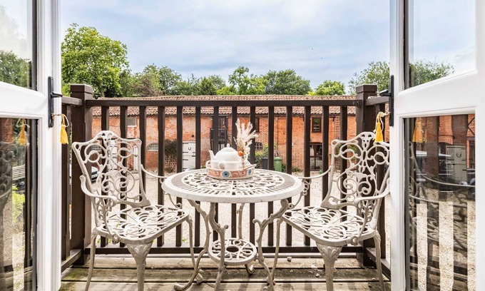 East Rudham House | Mulberry Coach House
