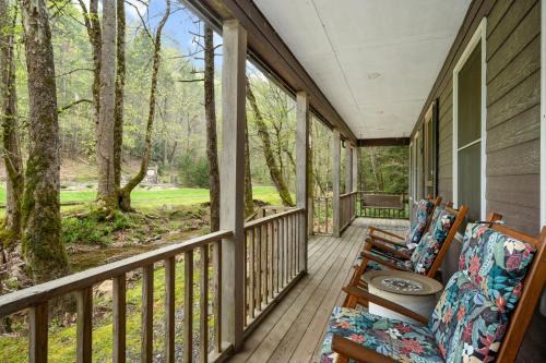 Ferguson House | Mulberry Creek by Leatherwood Mountains Resort