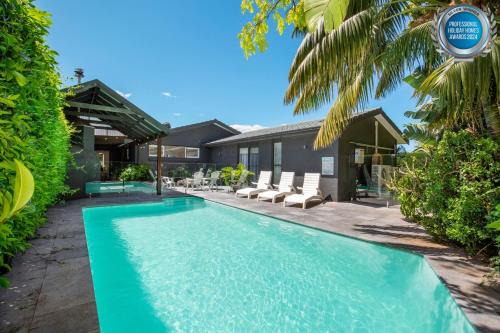 Berry House | Mulberry House - Pet Friendly with Swimming Pool