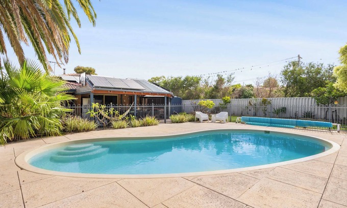 Beldon House | Mullaloo/Beldon Coastal Living