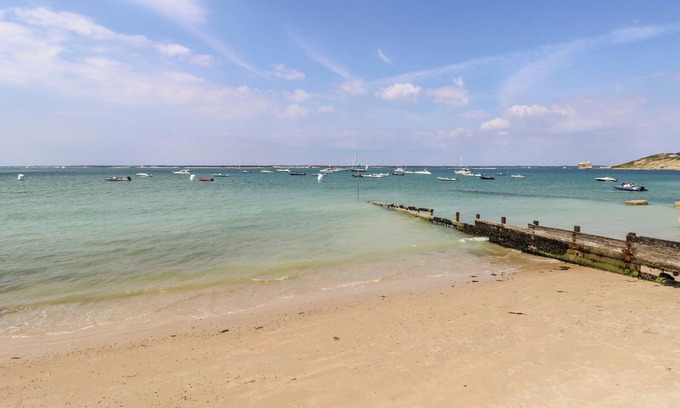 Yarmouth Cottage | Munday H2