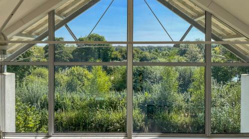 Malmesbury House | Muntjac Lodge