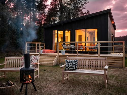 Dwyran House | Murmur y Coed