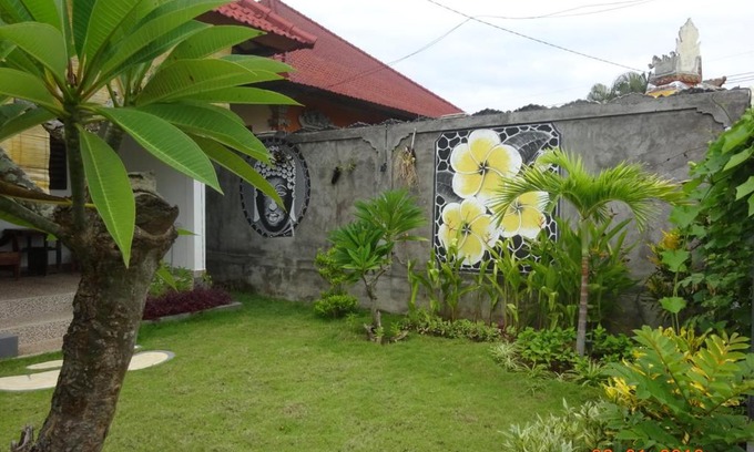 Kaliasem Bed & Breakfast | Murnis Bungalow