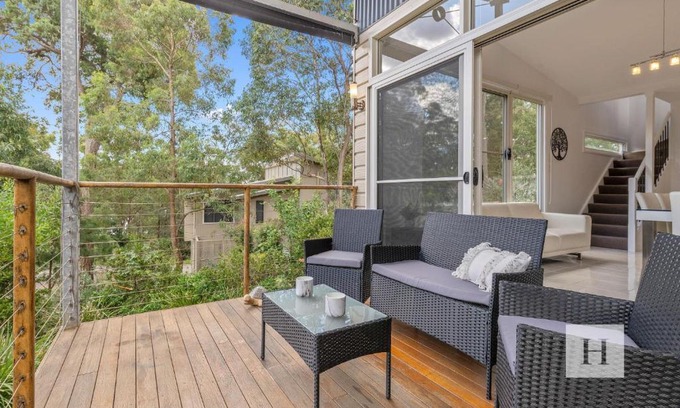 Murrays Beach House | Murrays Lakeshore Getaway
