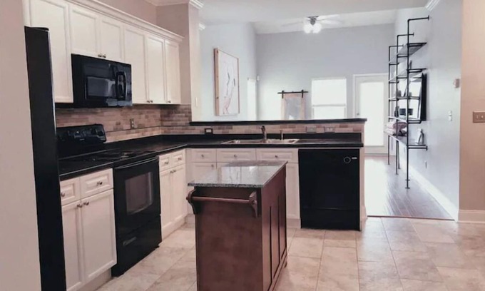 Nashboro Village House | Music City Getaway