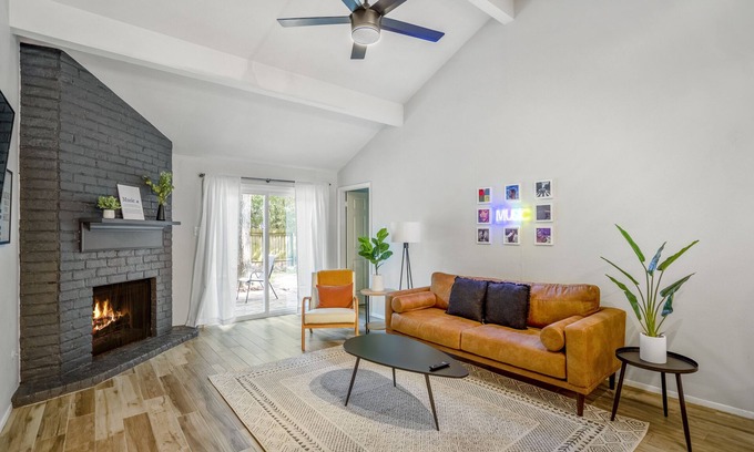 Panther Creek House | Music inspired Modern stay in The Woodlands.
